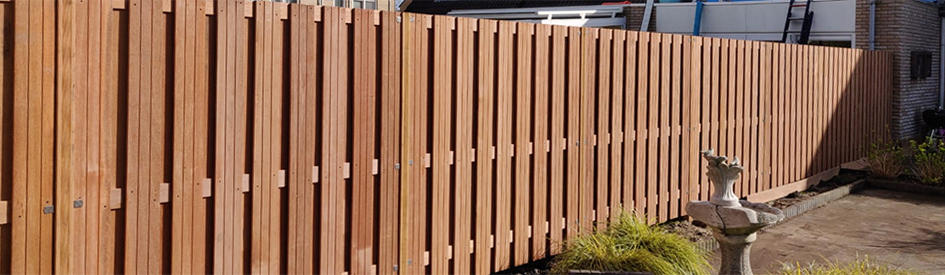 Hardhouten Plankenschermen