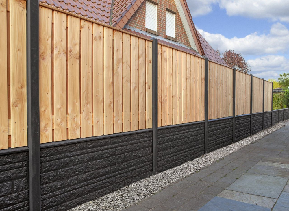 Hout beton Rotsmotief Schutting Zwart Gecoat