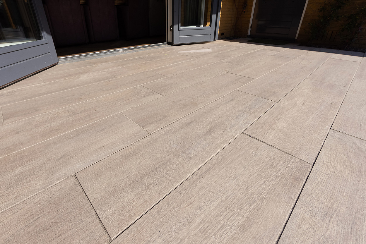 Restpartij Zwanenburg: ca. 6,8m2 GeoCeramica 30x120x4 cm Cosi Style Havanna Wood (gereserveerd)
