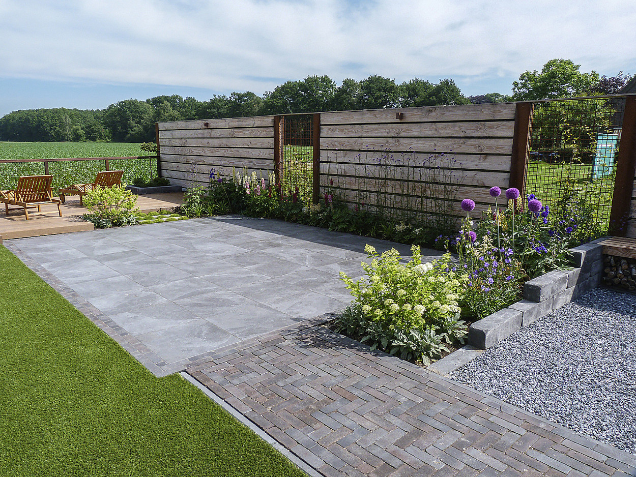 Restpartij Almere: ca. 7.19m2 Cerasun Black Slate 60x60x4 cm Mustang