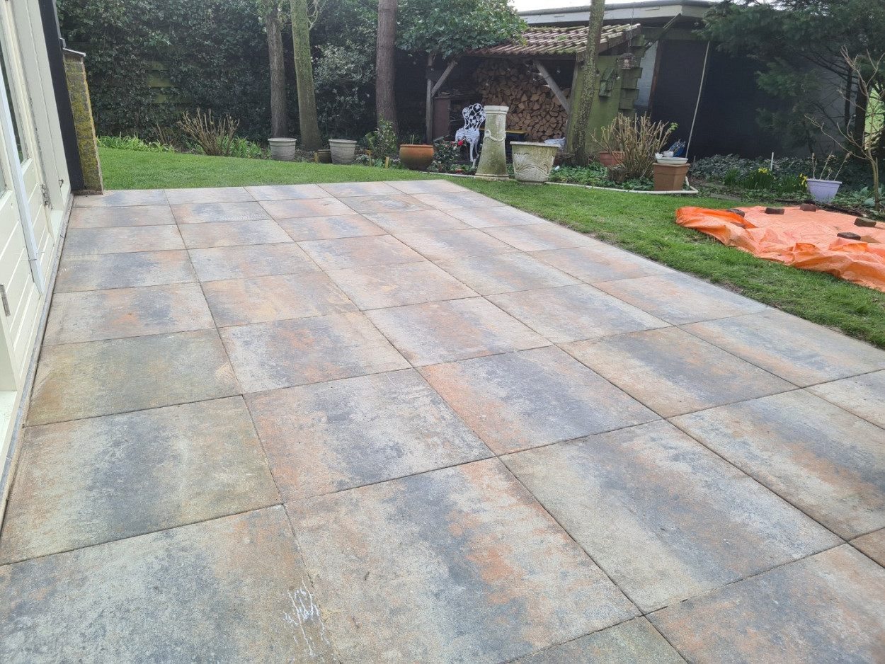 Budget Terrastegel 60x60x4 cm Lucca
