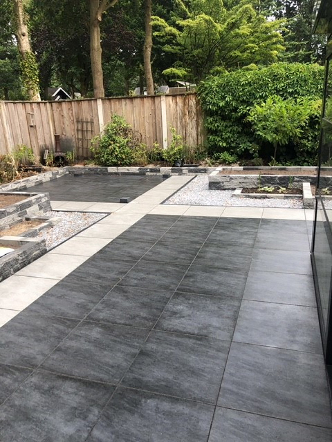 Restpartij Almere : circa 7.56 m2 Kera Twice 60x60x4,8 cm Moonstone Black