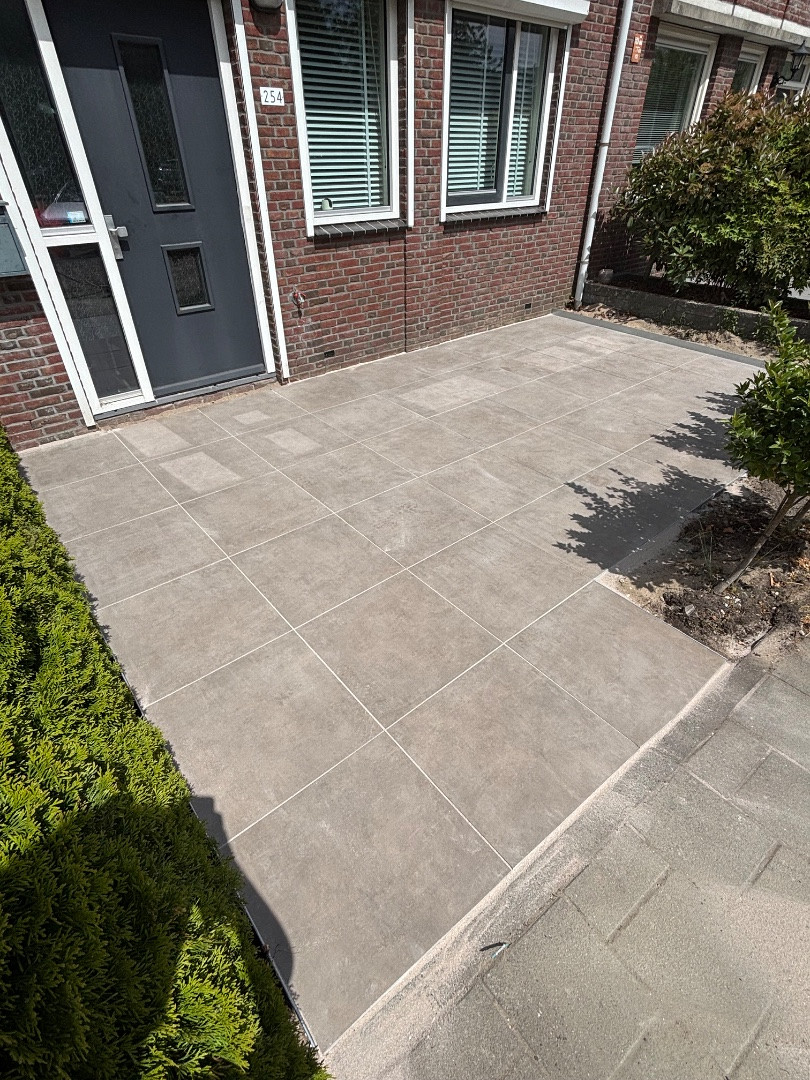 Restpartij Zwanenburg: ca. 7,5m2 Ceraluxe 60x60x3 cm Citalio Taupe