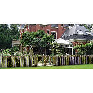 Kastanjepoort geschild 120x100 cm incl. twee palen en bevestigingsmateriaal