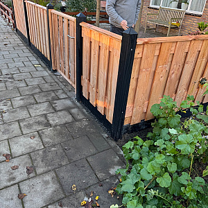 JWOODS Tuinscherm Red Wood 19-planks 180x90 cm Geschaafd