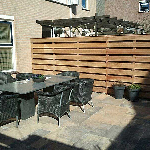 Hardhouten Geschaafde Schuttingplank 1,5x14,5 cm met V-groeven