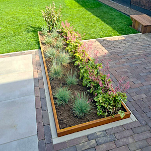 Cortenstaal kantopsluiting gezet 150x3x12 cm