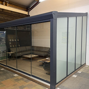 Showroom Model Zwanenburg: Aluxe Topline Veranda 500cm x 350cm INCL. Vlonder