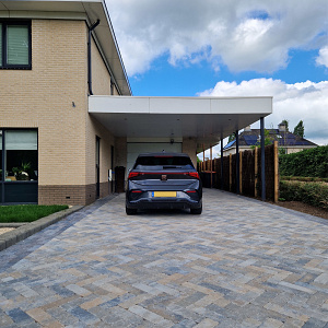 Stonique Trommel Longstone 31,5x10,5x7 cm Musselkalk