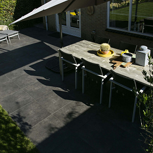 Outletpartij Edam: Actietegel Keramiek op Beton 60x60x4 cm Cendre Feu