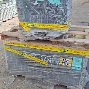 Restpartij Schagen: 14m2 GeoCeramica® Entrée 60x60x4 cm BB Stone Light Grey
