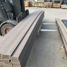 Opruiming Almere: Circa 47  st Terradeck Composiet Vlonderplank 2,5x13,5x400 cm Cappuccino