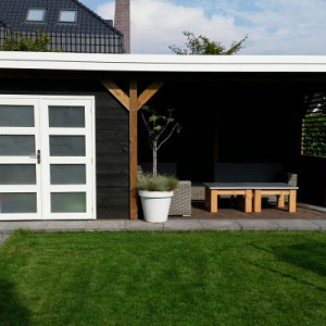 JWOODS Buitenverblijf 600x300cm incl. berging 300(b), Geschaafd met zweeds rabat zwart