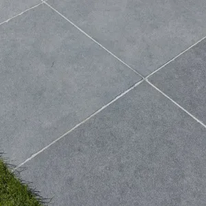 Black Beauty Basic 60x60x3 cm