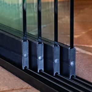 Glazen schuifwandset compleet 4-sporig zwart - inbouwhoogte 223-227 cm deurbreedte 98 cm/max 386 cm