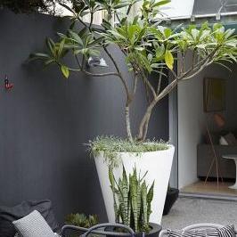 Plantenbak Conic met bodem polyester Ø120x80 cm