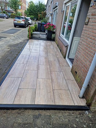 Restpartij Zwanenburg: ca. 6,4m2 Outletpartij Actietegel keramiek op beton 40x80x4 cm Ruby Light