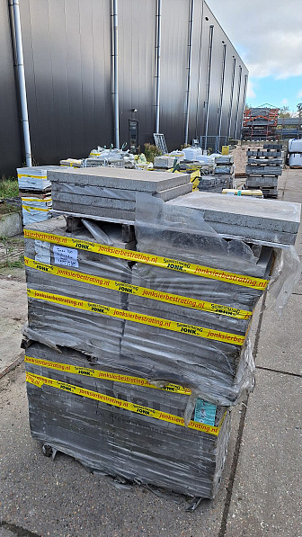 Restpartij Schagen: 22,3m2 Terratops 60x60x4,7 Kenia