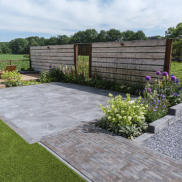 Restpartij Ceraluxe 60x60x3 cm Mustang Slate Black (nog 14,40 m2 in voorraad Edam)