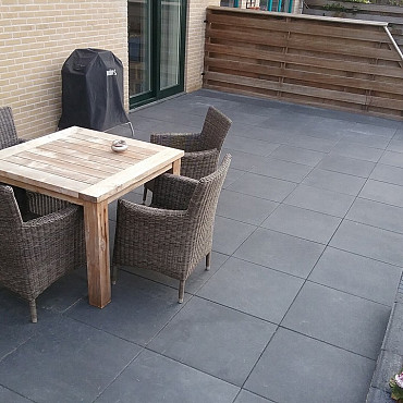 Betontegels 50x50x4 cm Antraciet met facet