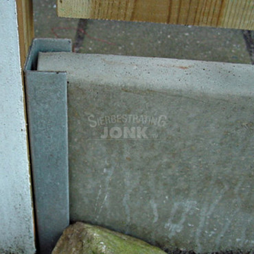 Muur/Hoek U-profiel tbv rotsmotief betonplaat 380x2 mm antraciet
