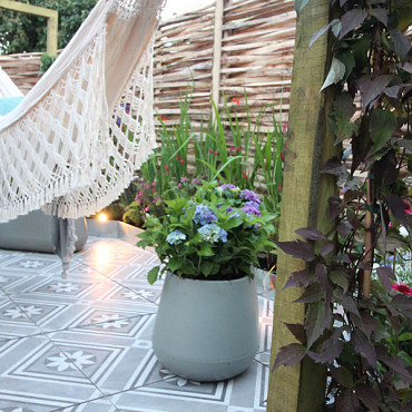 GeoCeramica® 60x60x4 cm ConCreet Flower decorate