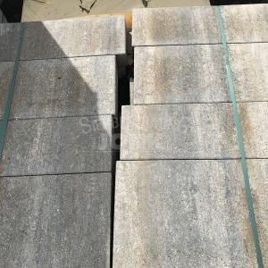 TriviaStone 60plus soft comfort banenverband 8 cm betontegel glad strak goedkope sierbestrating geborsteld geimpregneerd misto bourgogne