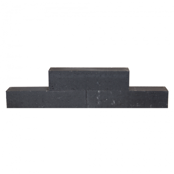 <h1><strong>Patioblok Strak</strong></h1><p>Bloembakken, borderranden en kantopsluitingen van patioblokken zijn een enorme trend. U vindt dan ook vele soorten en maten binnen het MBI assortiment. Deze kant-en-klare stapelblokken zijn echte eyecatchers in je tuin en nauwelijks van echt wit stucwerk te onderscheiden. Dit geeft je onbeperkte designmogelijkheden voor buiten. Een witte bloembak, muurtje, borderrand of kantopsluiting, het kan allemaal. De patioblokken kunnen kinderlijk eenvoudig worden verlijmd met steenlijm.</p>