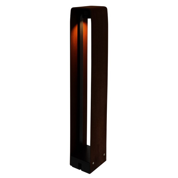 <h1><strong>ACE HIGH CORTEN</strong></h1><p>Staande buitenlamp ACE HIGH geeft aan 2 zijden een gespreid licht naar beneden. Geschikt voor verwerking tussen planten en siergrassen.</p><ul>	<li>Geeft een sfeervol licht naar beneden</li>	<li>Geschikt voor het verlichten beplanting, een oprit en pad</li>	<li>Kantelbare lichtbron</li></ul><p>De hoge staande buitenlamp ACE HIGH geeft aan 2 zijden een gespreid licht naar beneden en is daarmee uitermate geschikt voor de verwerking tussen planten en siergrassen. Het armatuur is ongeveer 50 cm hoog en heeft een lichtbron die zo’n 10 graden te kantelen is. Je kunt hierdoor eenvoudig accenten leggen op delen van de border zonder dat de lichtbron zichtbaar is. ACE HIGH is verkrijgbaar in 4 kleuren en perfect te combineren met andere buitenlampen uit de ACE serie.</p><p>Bevestiging met schroeven op harde ondergrond of met een grondpen in zachte ondergrond (beide bijgeleverd). Let op! ACE HIGH schijnt aan 2 zijden naar beneden. De lichtbron in het armatuur is enigszins (10 graden) kantelbaar. Voor 90 graden kantelbaar strijklicht aan één zijde wordt de staande lamp ACE aangeraden.</p><p><strong>Plaatsingsadvies:</strong></p><p>Iedere 2 á 3 meter een ACE HIGH</p>