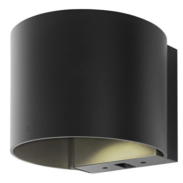 <h1><strong>HALO UP-DOWN DARK 100-230V</strong></h1><p>De HALO UP-DOWN DARK 100-230V is een chique en robuuste dimbare wandlamp met een strakke brede lichttekening op de wand en een sfeervol diffuus lichtbeeld naar boven en beneden. Het armatuur is uitsluitend geschikt voor montage op netstroom.</p><ul>	<li>Geeft een gebundeld licht naar boven en beneden</li>	<li>Geschikt voor het verlichten van een gevel</li>	<li>Direct aan te sluiten op 230 Volt</li></ul><p>HALO UP-DOWN DARK 100-230V is een chique en robuuste wandlamp met een strakke brede lichttekening op de wand en een sfeervol diffuus lichtbeeld naar boven en beneden. Het armatuur is uitsluitend geschikt voor montage op netstroom en daarmee bijvoorbeeld toe te passen op een woonhuis, garage of schuur.</p><p>HALO UP-DOWN DARK 100-230V is technisch zo ingericht dat je het armatuur op een dimmer* kan aansluiten. Ook kunnen de lichtbundel van HALO UP-DOWN DARK 100-230V in breedte versteld worden met de los verkrijgbare SHUTTER 2. Dit maakt het mogelijk de verlichting/sfeer van de HALO 230 wandlamp naar eigen wens aan te passen. De wandlamp is onderdeel van de HALO serie en ook beschikbaar als 230V up-downlighter en 12 volt versie. De HALO DOWN 100-230V wandlampen mogen alleen op een led dimmer aangesloten worden met fase afsnijding en een vermogen van 2-100W of 3-100W.</p><p>HALO UP-DOWN 100-230V mag uitsluitend gemonteerd worden door een gecertificeerd elektricien. De aan te sluiten dimmer dient conform de aangegeven technische richtlijnen in de handleiding te zijn (bijvoorbeeld een dimmer met fase afsnijding en een vermogen van 3 tot 100 watt, lees hier meer).</p><p><strong>Plaatsingsadvies:</strong></p><p>Iedere 2 á 2,5 meter een HALO UP-DOWN, op een hoogte van 1,4 á 1,8 meter</p>