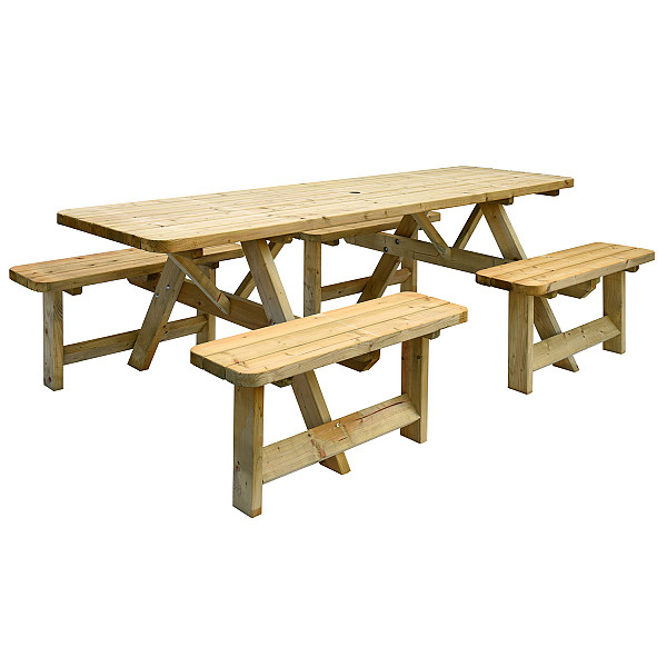 <h2><strong>Picknicktafel Family</strong></h2><h3>De picknicktafel Family biedt plaats aan wel acht volwassenen en heeft een gemakkelijke instap door de vier aparte bankjes. Ideaal voor een barbecue of verjaardagsfeestje.</h3><h3>De vier zitbanken hebben een afmeting van 30 x100 cm.. De bladmaat is 70 x 240 cm., de zithoogte is 48 cm.en de bladhoogte is 78 cm. De tafel heeft een houtdikte van 40 mm. De totale maat is (b x l) 155 x 240 cm. De tafel is groen geïmpregneerd. De tafel is gemaakt van vuren hout en wordt geleverd met voorgemonteerde onderdelen.</h3>