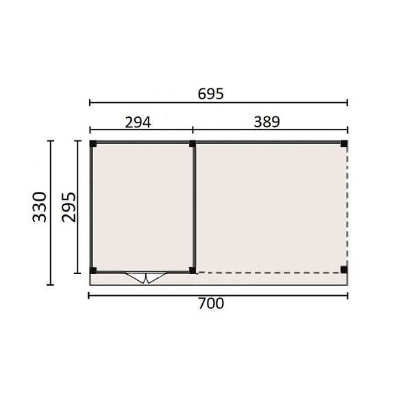 <h1><strong>JWOODS Buitenverblijf 700x300cm incl. berging 300(b), Fijnbezaagd zweeds rabat blank</strong></h1><p>Voor een voordelige prijs een prachtige overkapping in je tuin plaatsen? Dat kan met een JWOODS Buitenverblijf, een goedkope terrasoverkapping, samengesteld als ‘doe het zelf bouwpakket’. Het grote voordeel van het JWOODS concept zit hem in de prijs, welke een stuk voordeliger is in vergelijking met een prefab pakket. Uit onze voorraad tuintimmerhout stellen we een bouwpakket samen uit de beste naaldhoutsoorten, zoals Lariks, Douglashout en Redwood. Bij aanschaf wordt je uiteraard voorzien van een duidelijke opbouwinstructie.  </p><h2><strong>Doe het zelf bouwpakket</strong></h2><p>Het doe het zelf pakket wordt compleet geleverd inclusief dakbedekking, stadsuitloop, bevestigingsmaterialen etc. Wil je exact weten waar het pakket uit bestaat? Scroll dan naar beneden voor de complete materialenlijst. Optioneel kunnen de 12x12x300 cm palen tegen meerprijs worden vervangen voor 15x15x300 cm (bij een fijnbezaagd model) of 14x14x300 cm (bij een geschaafd model).<br />Betonpoeren, daktrimmen, een hemelwater afvoerset, een dakverankeringset en ventilatieroosters zijn optioneel en kunnen besteld worden bij de extra opties.</p><h2><strong>Fundering Overkapping</strong></h2><p>Voor een solide constructie monteer je de palen op betonpoeren. Rondom de poeren stort je (snel)beton. De getoonde maten zijn de funderingsmaten. Het dak overstek is standaard 30 cm diep en 5 cm in de breedte. Betonpoeren zijn in verschillende uitvoeringen verkrijgbaar. Wij raden de betonpoer de luxe 18x18x50 van harte aan.</p><h2><strong>Overkapping van Lariks Douglashout en Redwood</strong></h2><p>Een JWOODS Buitenverblijf wordt samengesteld uit Douglashout en Redwood hout.<br /><br />Douglas/Lariks is een prachtig duurzaam materiaal. Het heeft een mooie rood/oranje gevlamde kleur. Binnen het assortiment kan je kiezen uit "geschaafd" of "fijnbezaagd" douglas hout. Geschaafde materialen hebben een zacht en glad oppervlak. De geschaafde materialen zijn zeer maatvast door het drogen van het hout. Door uitdroging van Douglas hout is er wel kans op scheurvorming in palen of planken, dit doet echter niets af aan de kwaliteit van het hout. De fijnbezaagde materialen zijn wat ruwer aan oppervlak en de kopkanten kunnen wat splinterig zijn. Fijnbezaagd hout word vers gezaagd en kan na indrogen wat minder maatvast zijn. Ook kan er op fijnbezaagd materiaal schimmelvorming ontstaan.</p><p>JWOODS RedWood is een PEFC/FSC gekeurd, geïmpregneerd naaldhoutproduct met een warme, roodroze uitstraling. RedWood heeft dezelfde warme, authentieke uitstraling als douglashout én het behoudt lang zijn kleur. Het is daarmee een prachtig alternatief voor Douglashout.</p><h2><strong>Dakbedekking</strong></h2><p>Een JWOODS Buitenverblijf wordt geleverd <strong>inclusief</strong> dakbedekking voor het platte dak. Het EPDM rubberfolie wordt compleet op maat aangeleverd met EPDM lijm. Voor de afvoer van het hemelwater wordt een vierkante stadsuitloop meegeleverd.</p><p>Voor de afwerking van de dakranden en het EPDM zijn optioneel daktrimmen te bestellen.</p><h2><strong>Onderhoud Overkapping</strong></h2><p>Een JWOODS Buitenverblijf behoeft weinig onderhoud. Echter raden wij aan om het hout te behandelen met de producten van Hermadix. Voordelen:</p><ul>	<li>​​​​​​​Verlengt de levensduur van het hout</li>	<li>Beschermt het hout tegen krimpen, zwellen, kromtrekken en scheuren door uitdroging en vocht</li>	<li>Behoudt de mooie kleur en gaat het natuurlijke vergrijzingsproces tegen</li>	<li>Beschermt u het hout tegen UV-straling, vocht, schimmels en houtrot</li></ul><p>Zit jouw ideale terrasoverkapping niet bij de collectie? Neem gerust contact op, we helpen je graag verder.</p>