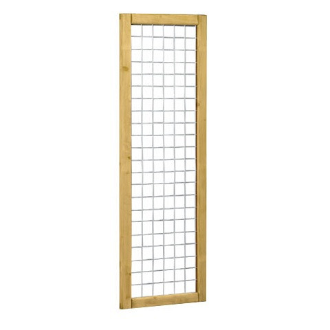 <h2><strong>Grenen betonijzertrellis 60x180 cm.</strong></h2><h3>Met betonijzertrellis heb je een mooie oplossing om een lange schutting te breken met een stukje groene muur. Met de meerdere maten die verkrijgbaar zijn kun je zelf kiezen voor de grootte van de groene muur. De trellis heeft een mooie grenen kader die leuk gecombineerd kan worden met grenen of vuren schuttingdelen. De betonijzertrellis wordt gemaakt van regels van 4,5 x 7,0 cm, hierin staat een gaaspaneel met een maas van 7,5 x 7,5 cm en een doorsnede van Ø0,5 cm.</h3>