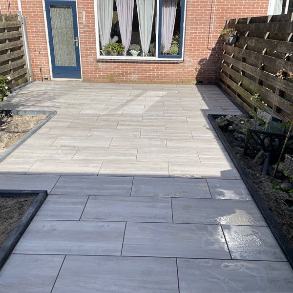 Outletpartij Actietegel keramiek op beton 40x80x4 cm Ruby Light (nog 9m2 voorraad Zwanenburg)
