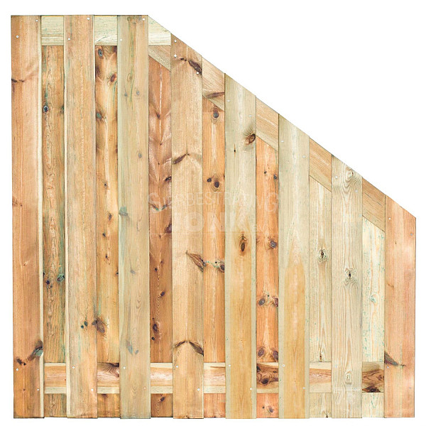 <h1><strong>Tuinscherm Coevorden</strong></h1><p>Grenenhout is een veelvoorkomend type hout dat afkomstig is van de groep naaldbomen die behoren tot het geslacht Pinus. Het wordt gewaardeerd om zijn veelzijdigheid, beschikbaarheid en relatieve betaalbaarheid. Hier zijn enkele kenmerken en toepassingen van grenenhout:</p><p>-  Eigenschappen: Grenenhout heeft meestal een lichte kleur, variërend van witachtig tot gelig bruin. Het heeft een fijne nerf en een gelijkmatige textuur. Grenenhout is over het algemeen een zacht hout, wat betekent dat het gemakkelijk te bewerken en te vormen is. Het heeft echter wel de neiging om gevoelig te zijn voor deuken en krassen, vanwege de relatieve zachtheid.</p><p>-  Duurzaamheid: Grenenhout is minder duurzaam dan sommige andere houtsoorten, zoals douglashout. Het heeft de neiging om gevoeliger te zijn voor insectenplagen en rot, vooral als het wordt blootgesteld aan vochtige omstandigheden. Om de duurzaamheid te verbeteren, kan grenenhout behandeld worden met beits, verf of houtbeschermingsmiddelen.</p><p>-  Behandeling en afwerking: Grenenhout kan mooi worden afgewerkt en gebeitst om de natuurlijke uitstraling te behouden of om een andere kleur te krijgen. Het hout absorbeert vlekken goed, waardoor het gemakkelijk is om de gewenste afwerking te bereiken. Daarnaast kan het ook worden geschilderd in verschillende kleuren om bij de gewenste stijl te passen.</p><h2>Productbeschrijving</h2><p>Houtsoort: Grenen</p><p>Afwerking: Geschaafd</p><p>Behandeling: Geïmpregneerd</p><p>Materiaal: Hout</p><p>Uitvoering: Verloop</p><p>Keurmerk: Pefc</p><p>Breedte: 180 cm.</p><p>Hoogte: 180 cm.</p><p>Hoogte (minimum): 90 cm.</p><p>Dicht scherm: Nee</p><p>Aantal planken: 17-planks 15(+2)</p><p>Bevestigingsmethode: Rvs geschroefd</p><p>Horizontaal en verticaal toepasbaar (past horizontaal niet in een sleufpaal): Nee</p><p>Afmeting planken diepte: 1,60 cm.</p><p>Afmeting planken breedte: 14 cm.</p><p>Aantal tussenregels: 2</p><p>Afmeting tussenregel diepte: 1,60 cm.</p><p>Afmeting tussenregel breedte: 14 cm.</p><p>Extra informatie: Komo-gecertificeerd</p>