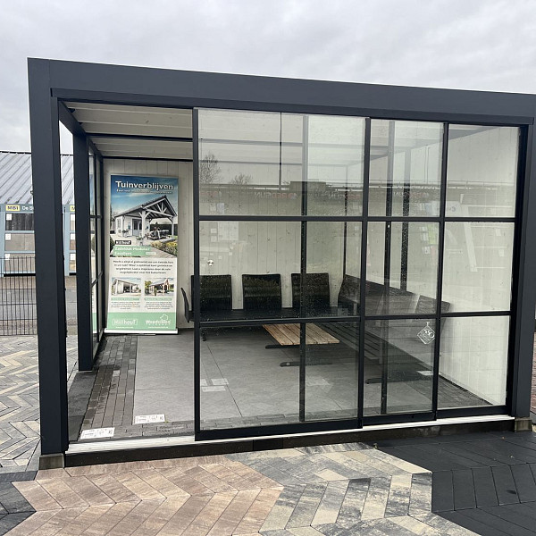 Showroom Model Zwanenburg: Hillhout Allure Buitenverblijf  393cm x 350cm