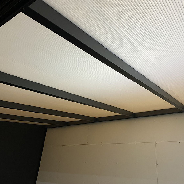 Showroom Model Zwanenburg: Aluxe Topline Veranda 500cm x 350cm INCL. Vlonder