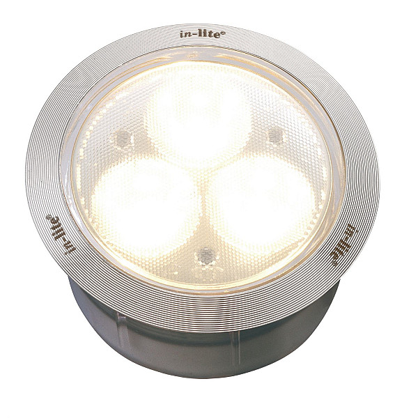 <h1><strong>FLUX</strong></h1><p>LED grondspot FLUX is afgewerkt met een chique RVS ring en geeft een bundel van Warm White licht.</p><ul>	<li>Geeft een krachtig en gebundeld licht</li>	<li>Geschikt voor het verlichten van hoge elementen tot 5 meter</li>	<li>Overrijdbaar</li></ul><p><strong>Plaatsingsadvies:</strong></p><p>Haag: Iedere 1 á 1,5 meter een FLUX</p><p>Boom: Minimaal twee keer FLUX per boom</p>