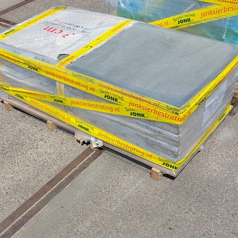 Restpartij Zwanenburg: ca. 7,5m2 CeraLuxe 60x60x3 cm Helsinki Grigio (polen)