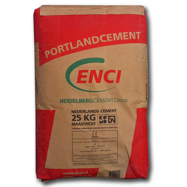 <p>Enci portlandcement is onder andere geschikt voor cementgebonden dekvloeren, het storten van vloeren en kleine betonelementen. Samenstellingen Voegmortel: 1 deel Portland cement, 3,5 deel zand Metselmortel: 1 deel Portland cement, 5,5 deel zand, 1 deel luchtkalk Dekvloermortel: 1 deel Portland cement, 4 deel zand Betonmortel: 1 deel Portland cement, 2 deel zand, 3 deel grind 1m3 Betonmortel; 325kg Portland cement = 13 zak - 675kg zand = 0,5m3. 1300kg grind = 0,75m3</p>