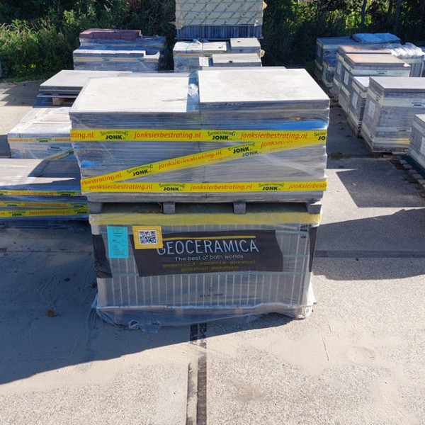 Restpartij Zwanenburg: ca.18m2 GeoCeramica 60x60x4 cm Rappalano Beige