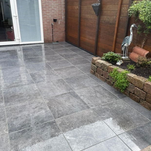 Restpartij Edam: ca.17 m2 Actietegel keramiek op beton 90x90x4 cm Marble Design Night