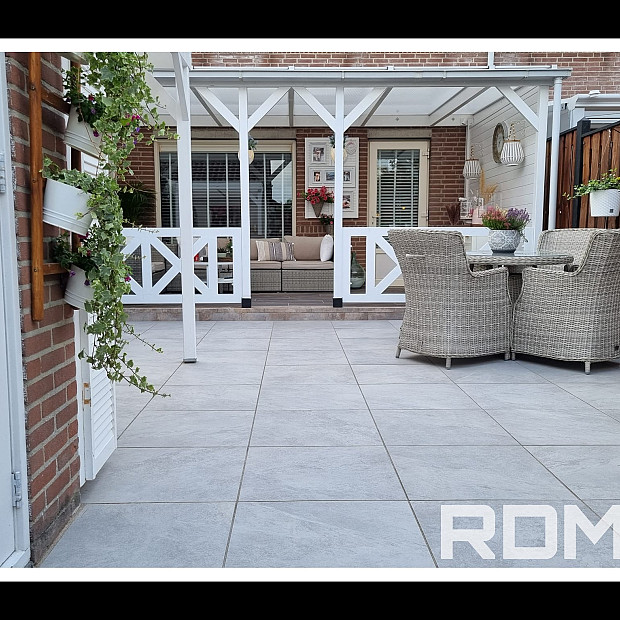 Restpartij Edam: Ca. 9 m2 Actietegel keramiek op beton 60x60x3 cm Slate Grey