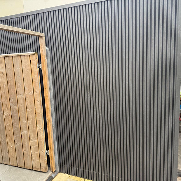 NeoFacade Wandbekleding en Gevelbekleding Rhombus Profiel 2,6x21,7x230 cm Smoke