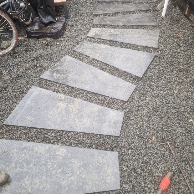 Artistone Trapezium Tegel 120x60/30x8 cm Antraciet