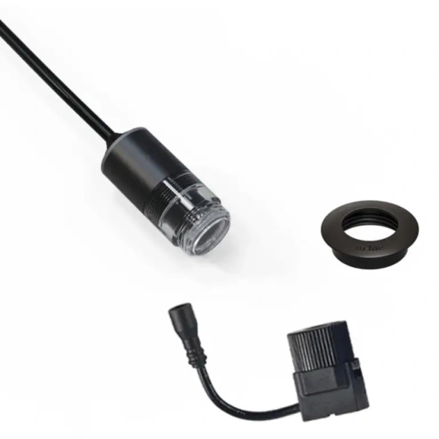 FLUX 22 grondspot (met ring Ø28 mm) Black