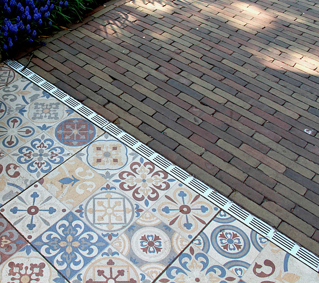 Outletpartij Edam: Designo Mosaic  60x60x3 cm Terra
