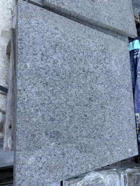 Restpartij Schagen: 10 stuks Basalt 60x60x3 cm Twilight