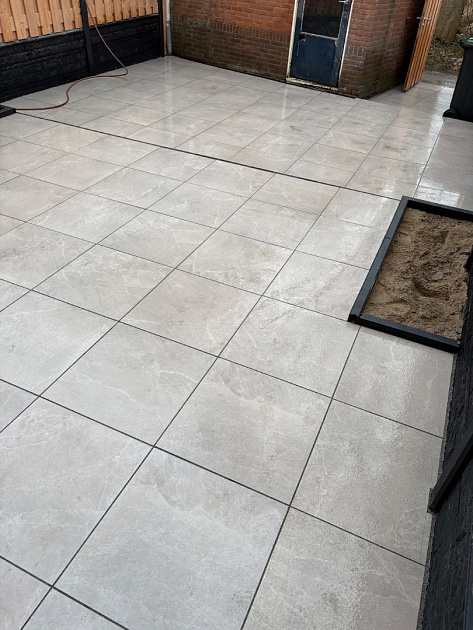 Respartij Almere: Ca. 12,24 m2 Ceraluxe 60x60x3 cm Pizarra Clay