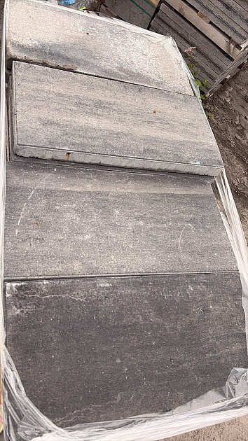 Restpartij Almere: ca.11.70m2 Soft Comfort 30x60x4 cm Grijs/Zwart